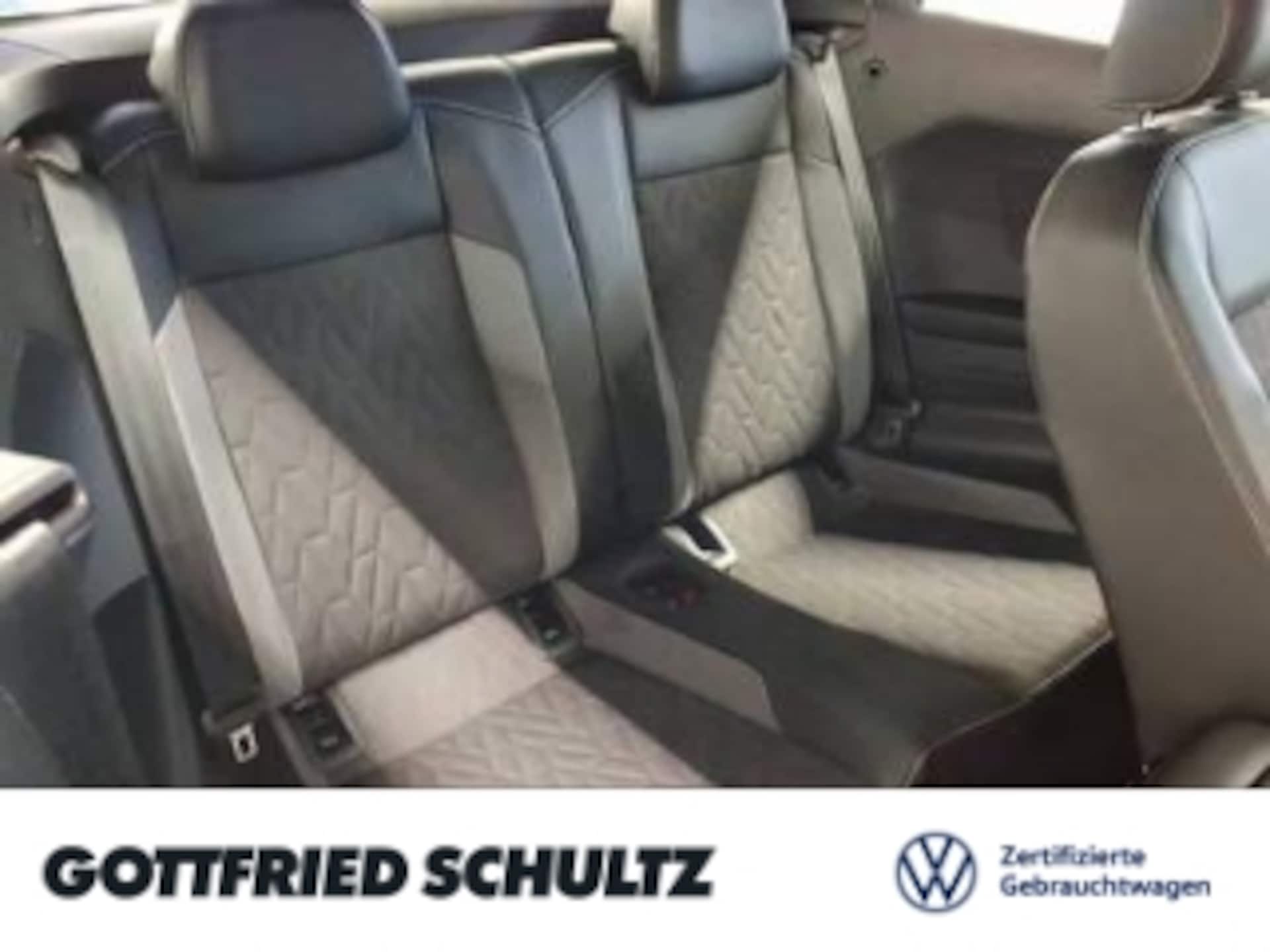 Volkswagen T-Roc Cabriolet Style