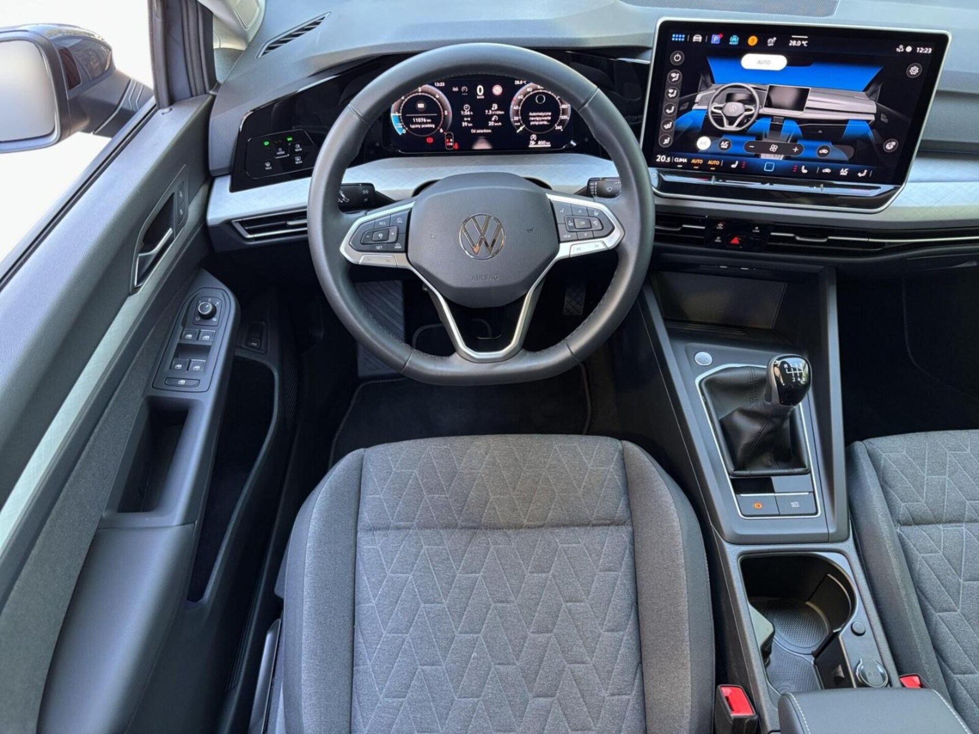 Volkswagen Golf Variant Life