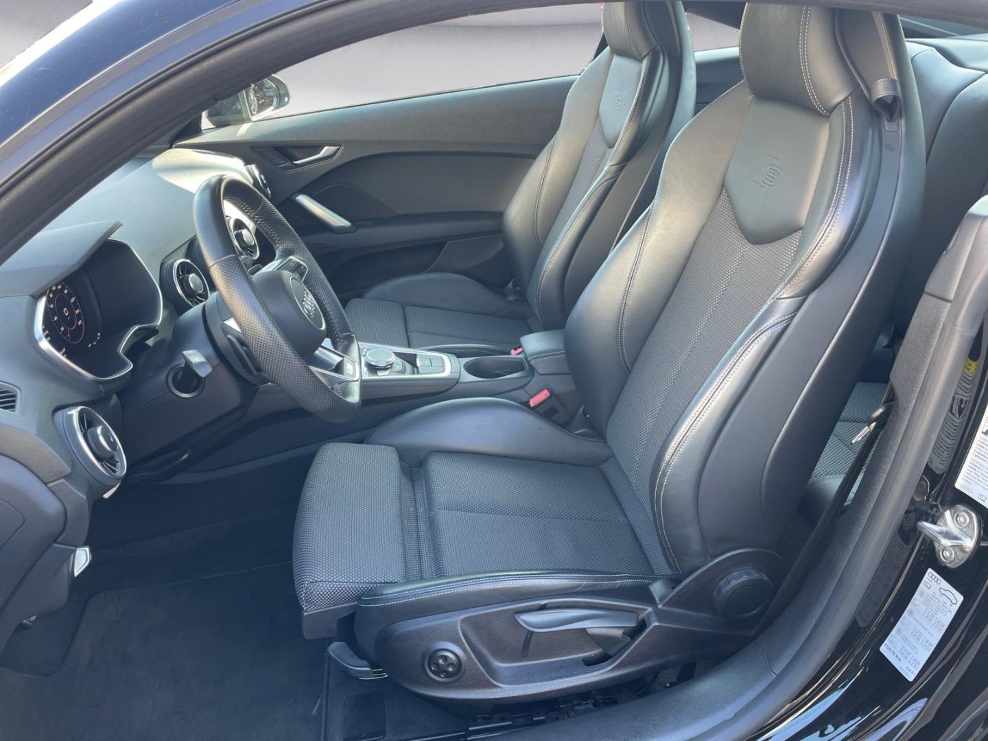Image about Audi TT Coupé 45 TFSI S tronic