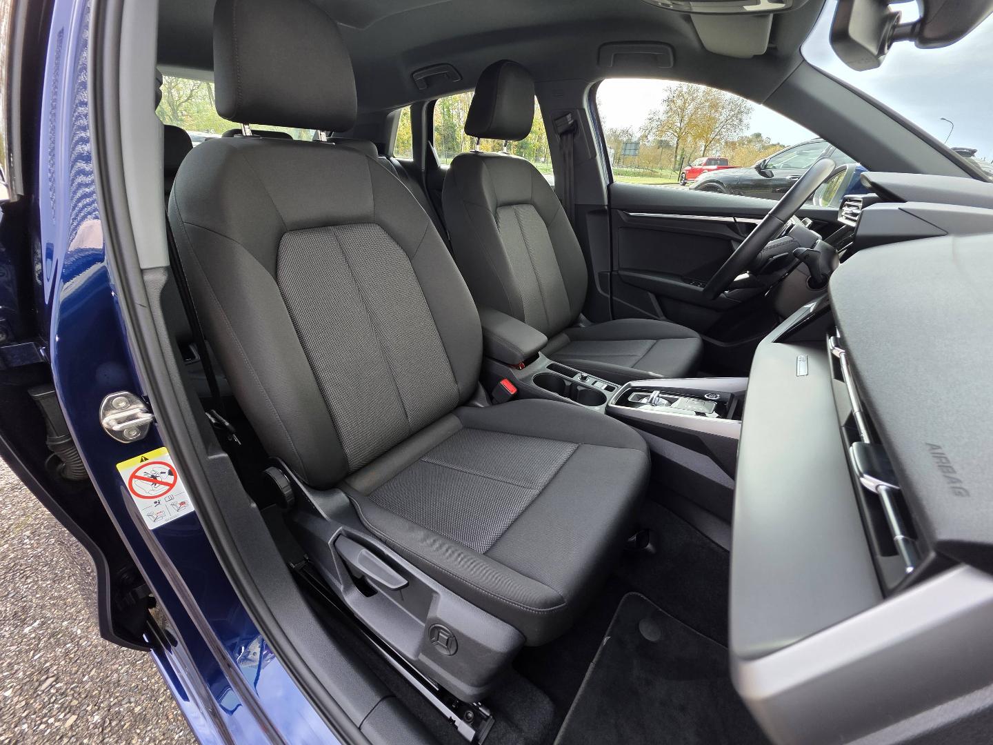 Image about Audi A3 Sportback Business Line 30 TDI 85 kW (116 ch) S tronic