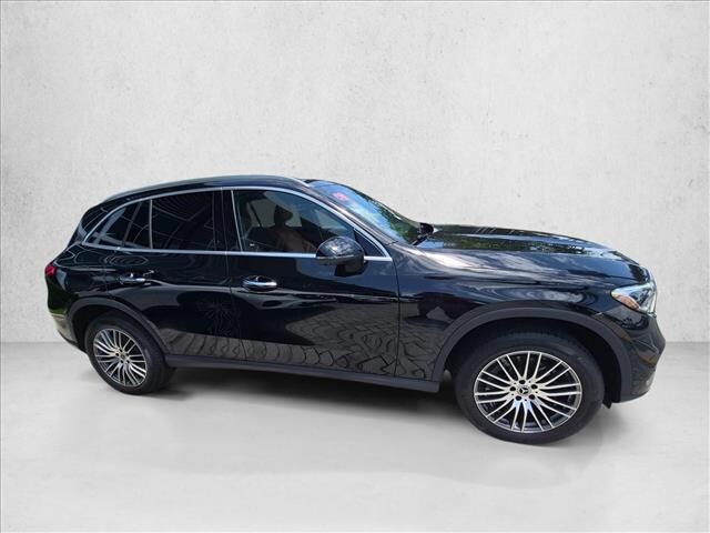 2026 Mercedes-Benz GLC 300