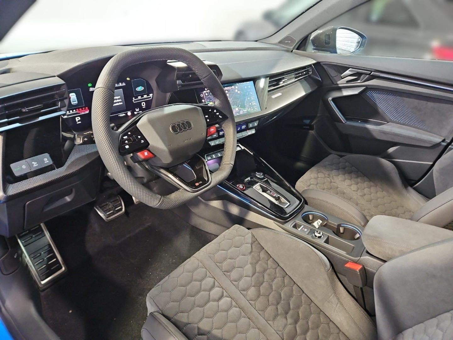 Bild über Audi RS 3 Limousine TFSI quattro 294 kW S tronic - für weitere Informationen kontaktieren Sie den Audi Partner