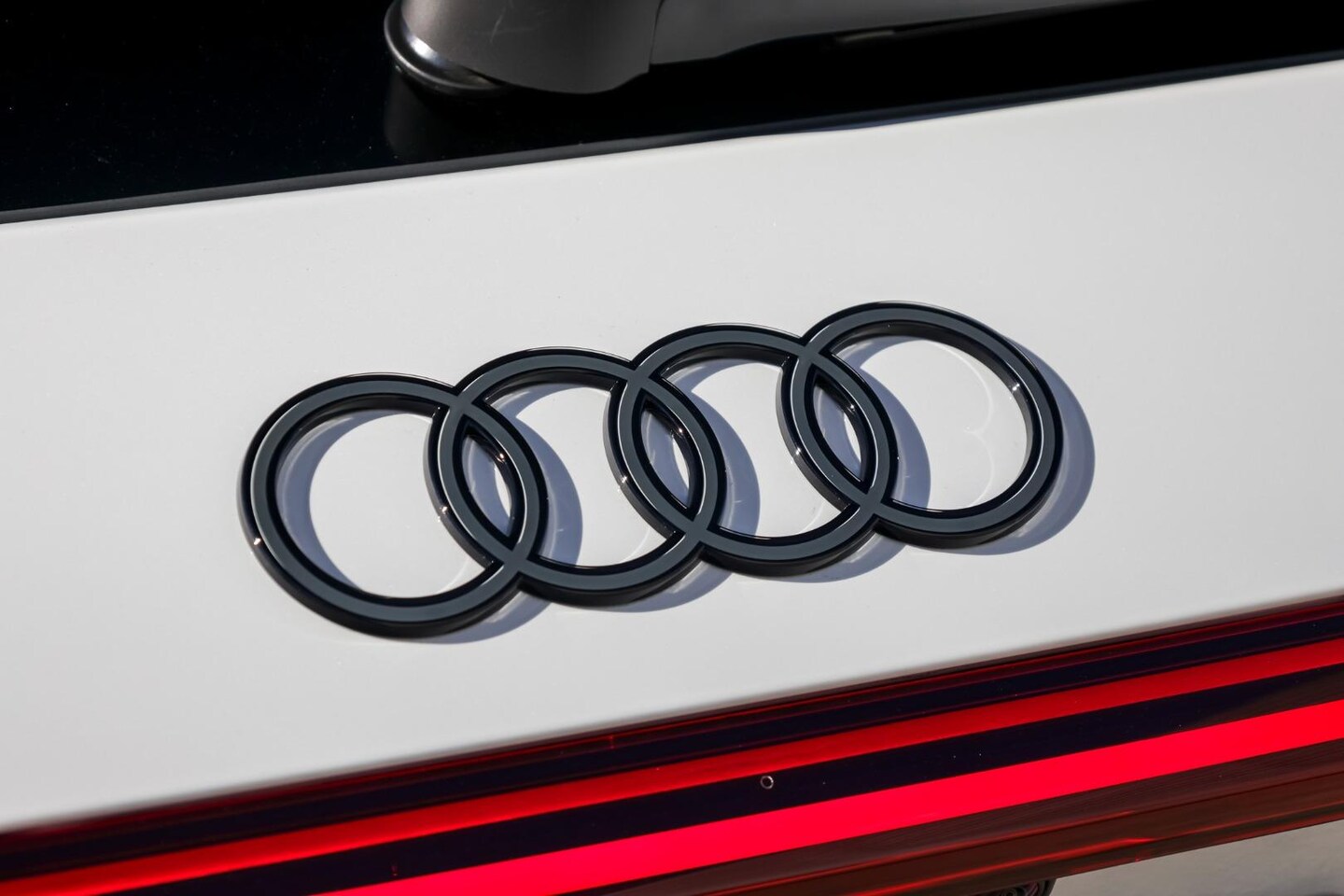 Image about Audi Q5 SUV e-hybrid quattro S tronic