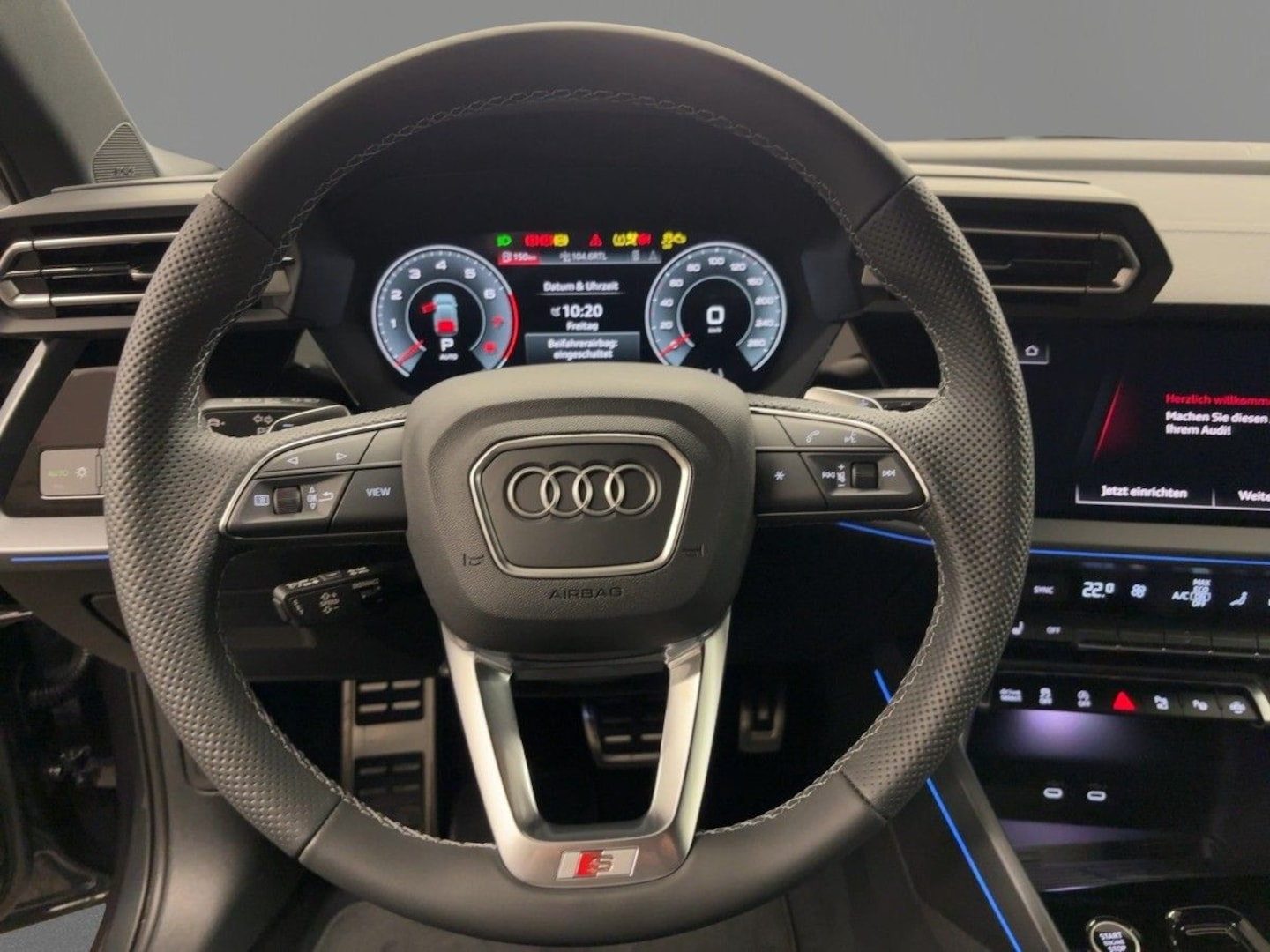 Bild über Audi A3 allstreet TFSI quattro S tronic - für weitere Informationen kontaktieren Sie den Audi Partner