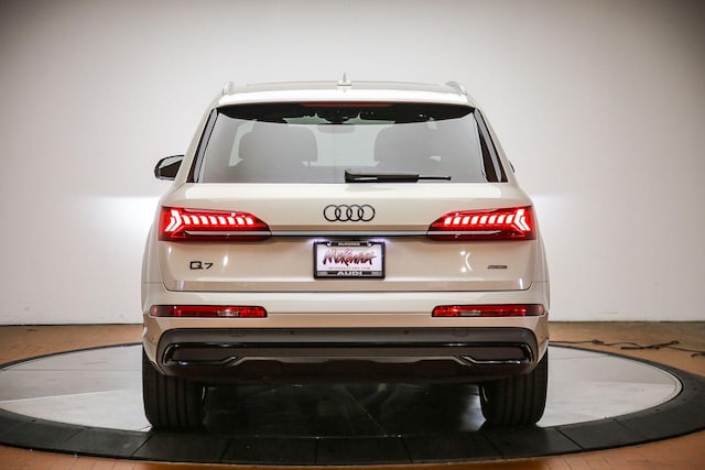 2023 Audi Q7