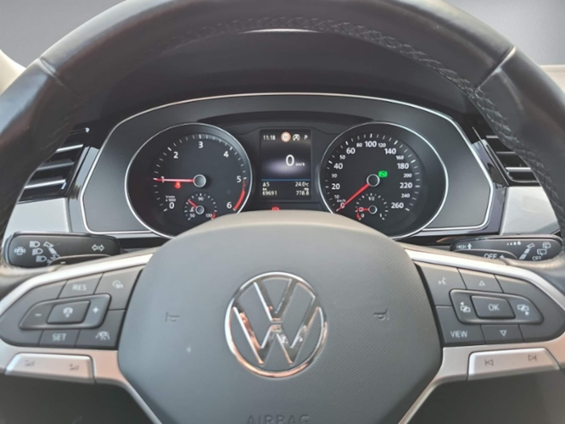 Volkswagen Passat Variant Business