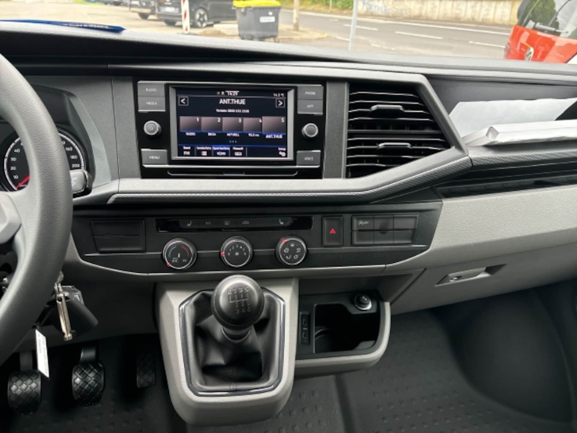 Volkswagen T6.1 Transporter Kasten kurzer Radstand