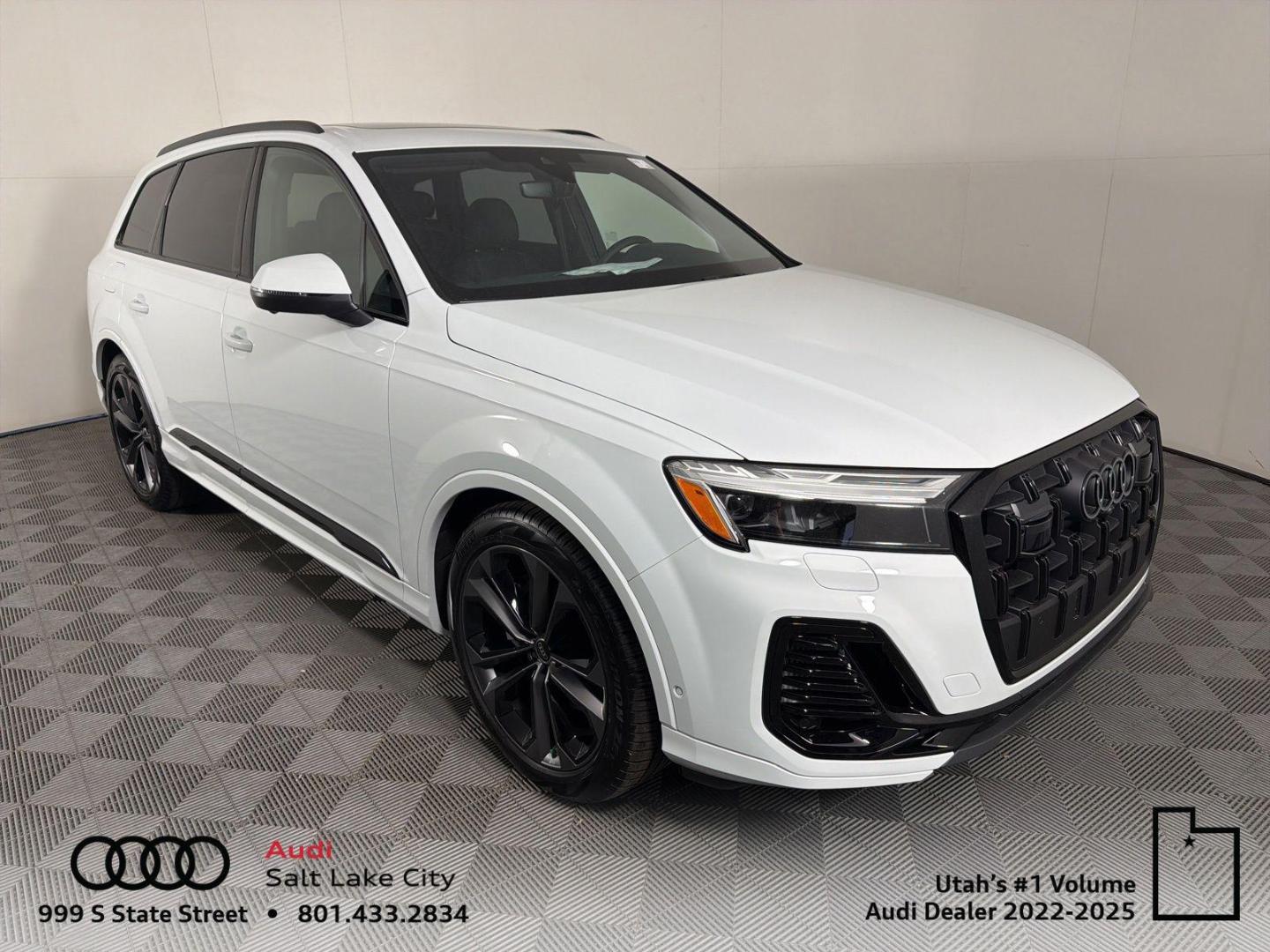 2026 Audi Q7 55 Premium Plus quattro Tiptronic's photo