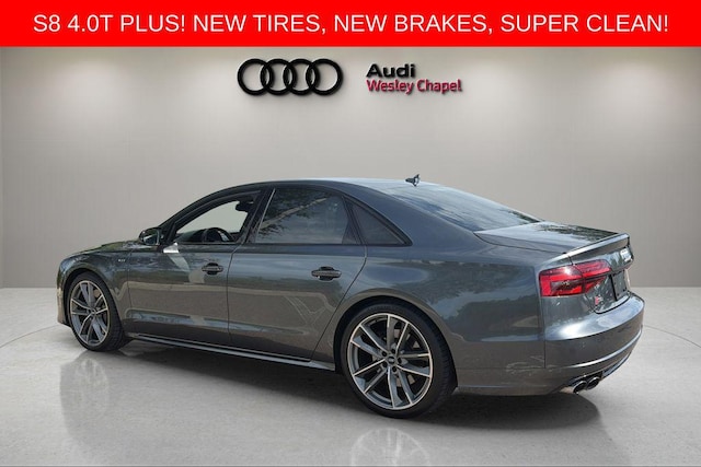 2017 Audi S8 plus
