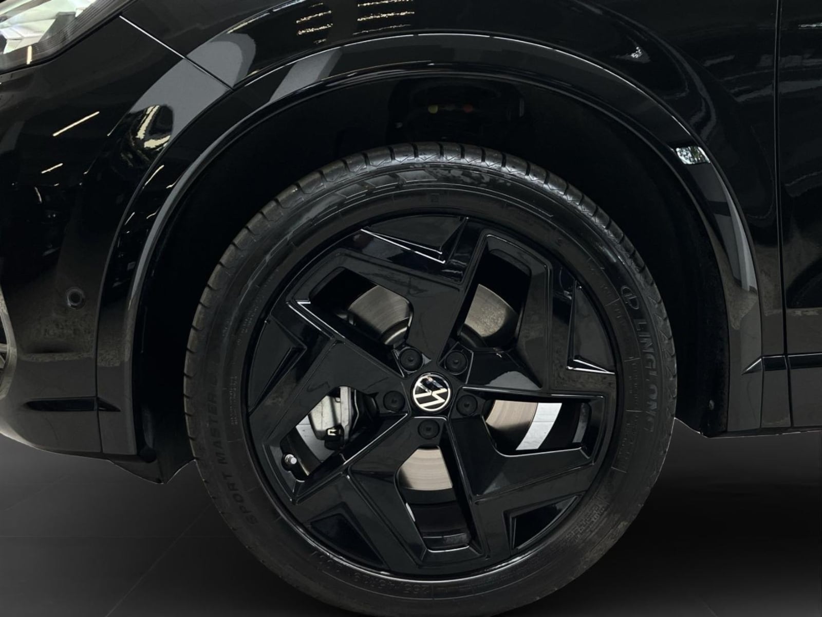 Volkswagen Tiguan – Bild 7