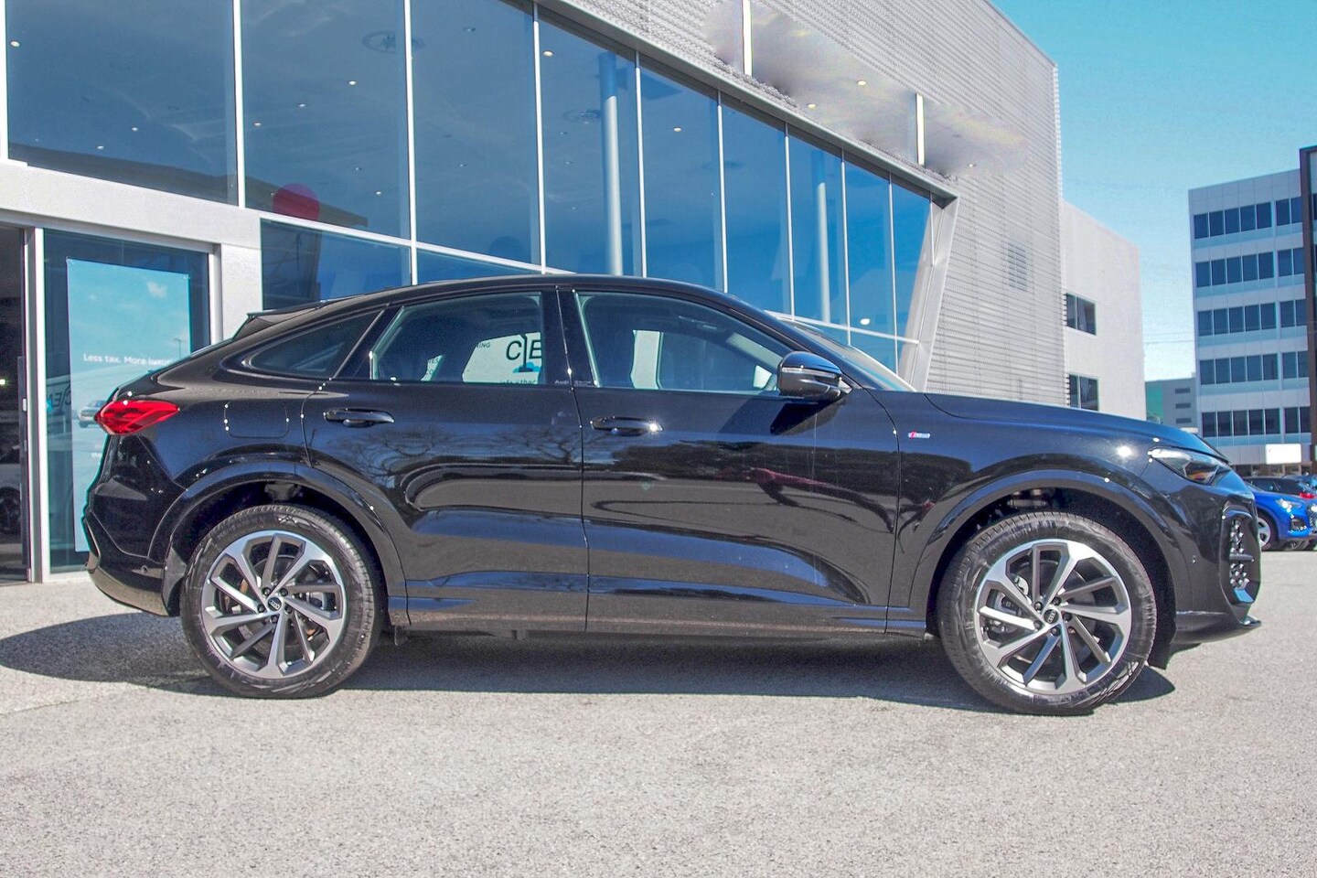 Image about Audi Q5 Sportback TDI quattro 150 kW sport